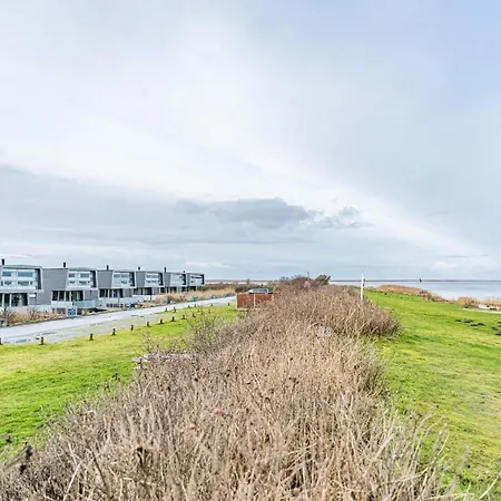 6 Person In Hemmet-by Traum Hemmet